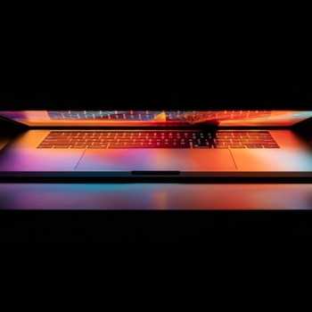 Rozbudowa laptopa - jak ulepszyć swój sprzęt w firmie