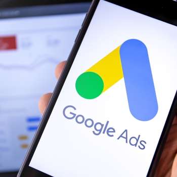 Kampania Google Ads i jej ogromny potencjał reklamowy we współczesnym internecie