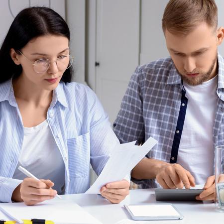 Ukryte koszty chwilówek i ich konsekwencje dla domowego budżetu